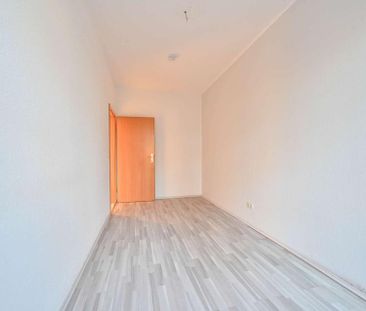 Wohnen & Wohlfühlen, 3-Raum-Wohnung mit großer Parkanlage vor der H... - Foto 1