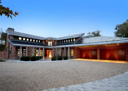 6 bedroom detached house to rent - Photo 3
