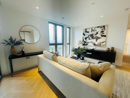 3 Bed Flat, Baddiel House, NW10 - Photo 2