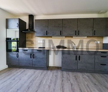 Location / Appartement T4 - Photo 2