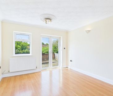 2 bedroom detached house to rent - Photo 3