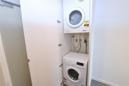 1402/243-263 Franklin Street - Photo 4