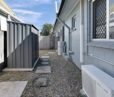 Perfect, quiet location, Close to all amenities - Photo 2