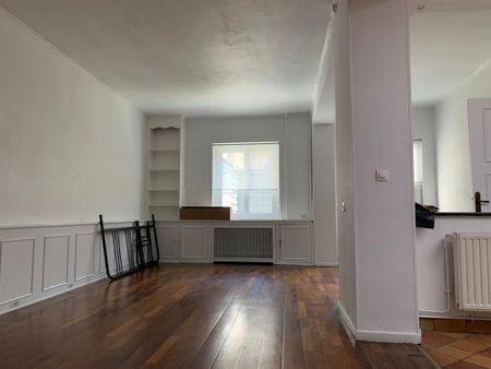 Location Maison 5 pièces 169m² ARMENTIERES 59280 - Photo 3