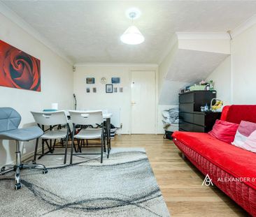 2 bedroom terraced house to rent - Photo 3