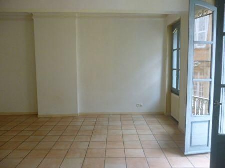 Location - Appartement - 2 pièces - 53.00 m² - montauban - Photo 3