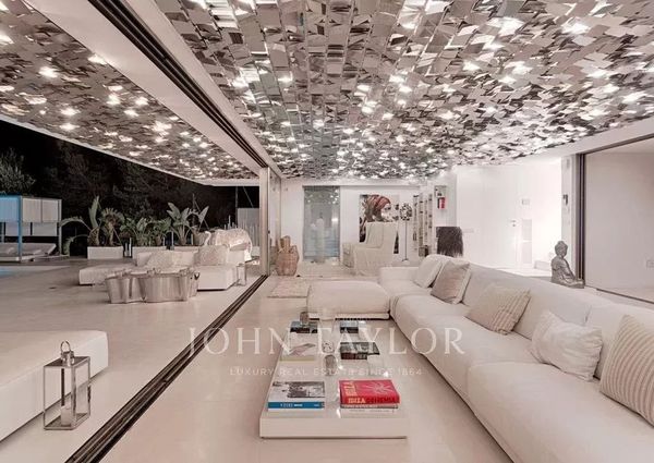 Luxury Villa for rent in Es Cubells, Balearic Islands