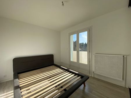 Location Appartement 4 pièces 85m² - Photo 4