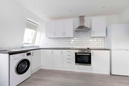 High Street, Cheltenham, GL50 - Photo 4