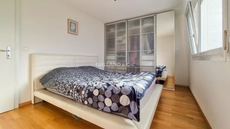 Magnifique appartement résidentiel avec vue sur le lac. - Photo 3