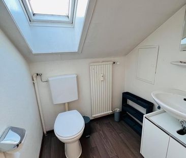 Wohnung 2,5 Zimmer Einbauküche möbliert - Foto 1