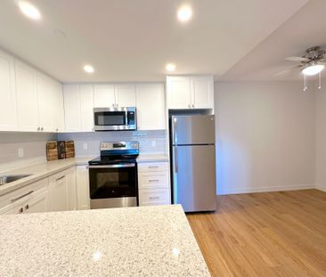 For Lease - 165 La Rose Avenue Unit# 811, Toronto, Ontario - Photo 3