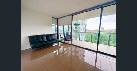 FURNISHED one bedroom apartment in central park - Photo 3