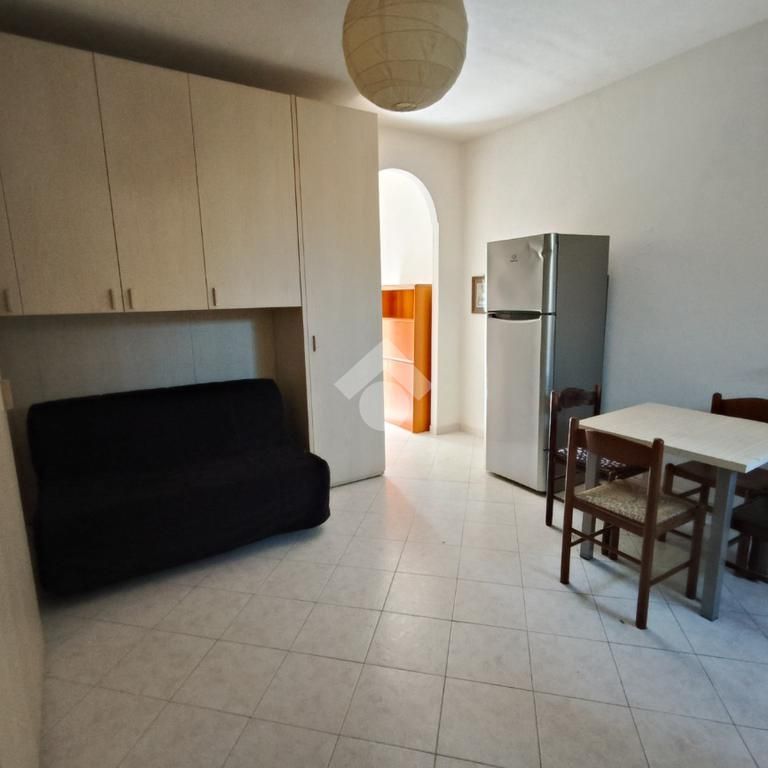 Monolocale in affitto - Photo 2