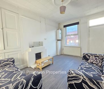 5 Bed Student Accommodation - Photo 1