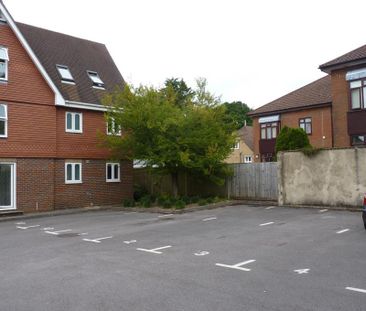 1 bedroom ground floor flat to rent - Photo 6