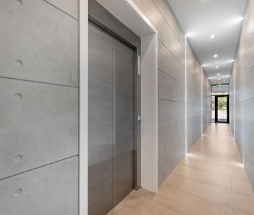 Fully Furnished Modern Apartment - Photo 4