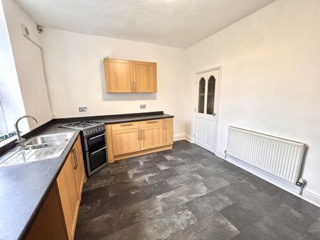 2 bedroom terraced house to rent - Photo 5