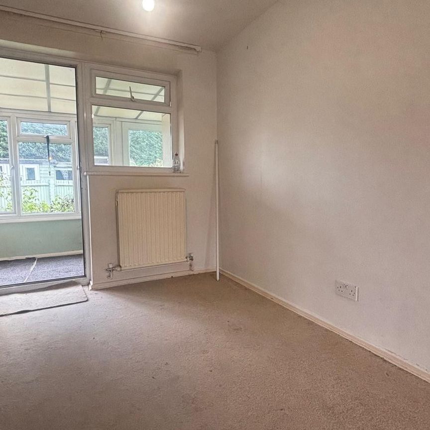 Stirling Close, Berkshire, SL4 - Photo 1