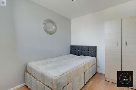 5 bedroom flat share to rent - Photo 2