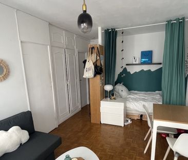 Paris 18 Studio meublé avec alcove nuit et balcon - Photo 4