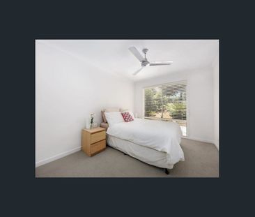SHORT LEASE From 14 October 26 Until Jan 2027 ONLY - Photo 4