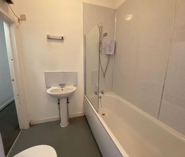 London Road, Portsmouth - Photo 4