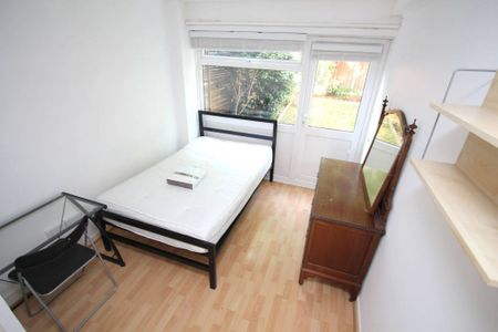 6 Double Bed STUDENT House – Surbiton (Oak Hill, KT6) - Photo 2
