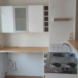 Location Appartement 2 pièces 37m² MARQUETTE LEZ LILLE 59520 - Photo 2