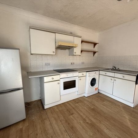 Templar Court, Southampton - Photo 1