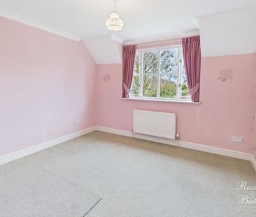 4 bedroom detached house to rent - Photo 6