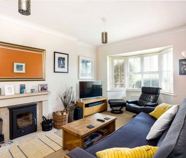 3 bedroom semi-detached house to rent - Photo 5