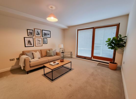 1 bed apartment to rent in Abbey End, Kenilworth, CV8 - Photo 1