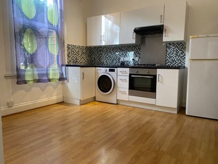 1 Bed Flat, Carysfort Road, N8 - Photo 4