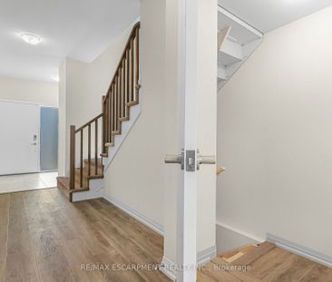 For Lease - 178 Klager Avenue, Pelham, Ontario - Photo 2