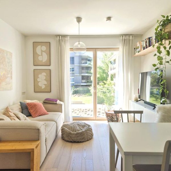 Toplage in Uninähe! Geniale Single- und Pärchenwohnung mit großzügigem Balkon, Tiefgarage optional! Barrierefrei! - Foto 1