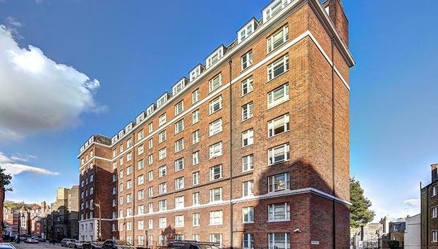 2 bedroom property to rent - Photo 1