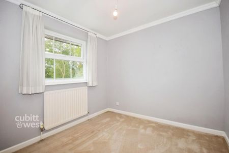 4 bedroom detached house to rent - Photo 5