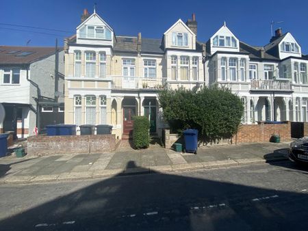 Studio to rent - Photo 4