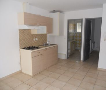 Location Appartement 2 pièces 33m² MARIGNANE 13700 - Photo 5