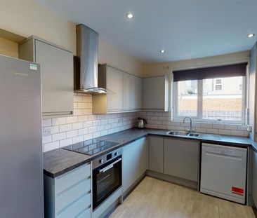 6 bedroom terraced house to rent - Photo 6