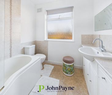 2 bedroom semi-detached house to rent - Photo 6