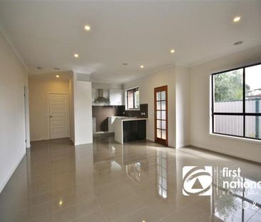 Single Level Home With Style and Space - Photo 1