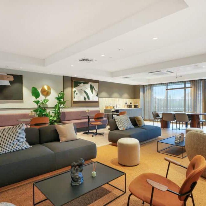 The Oakgate, KT22 7RZ, Surrey - Photo 1