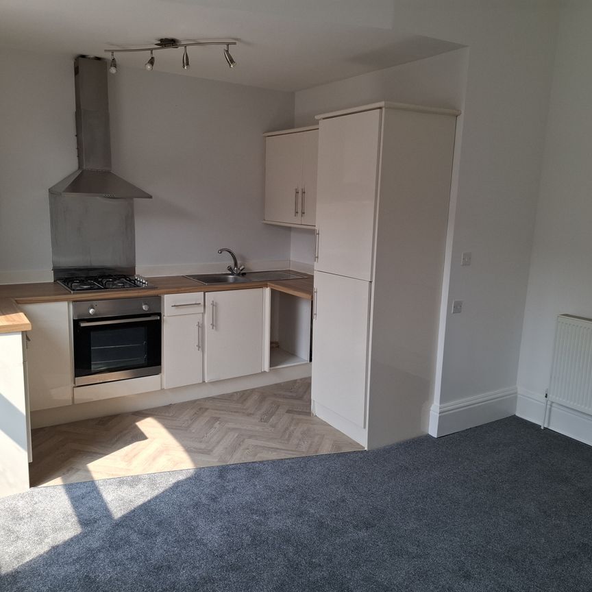 Mill Road, Cleethorpes - Photo 1