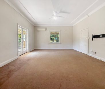 Large Two Bedroom Home - Photo 6