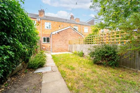 2 bedroom property to rent - Photo 2