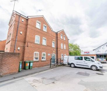 First Floor Flat, Park farm House, 103 Haxby Road - Photo 2