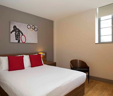 Single En-suite Bedroom - Photo 6