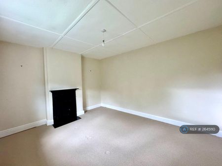 3 bedroom detached house to rent - Photo 2